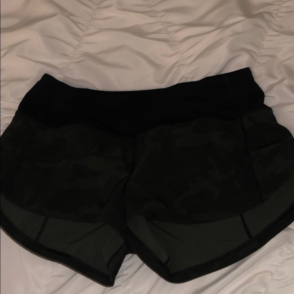 Camp lululemon shorts size 0